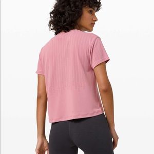 Lululemon Train To Be top